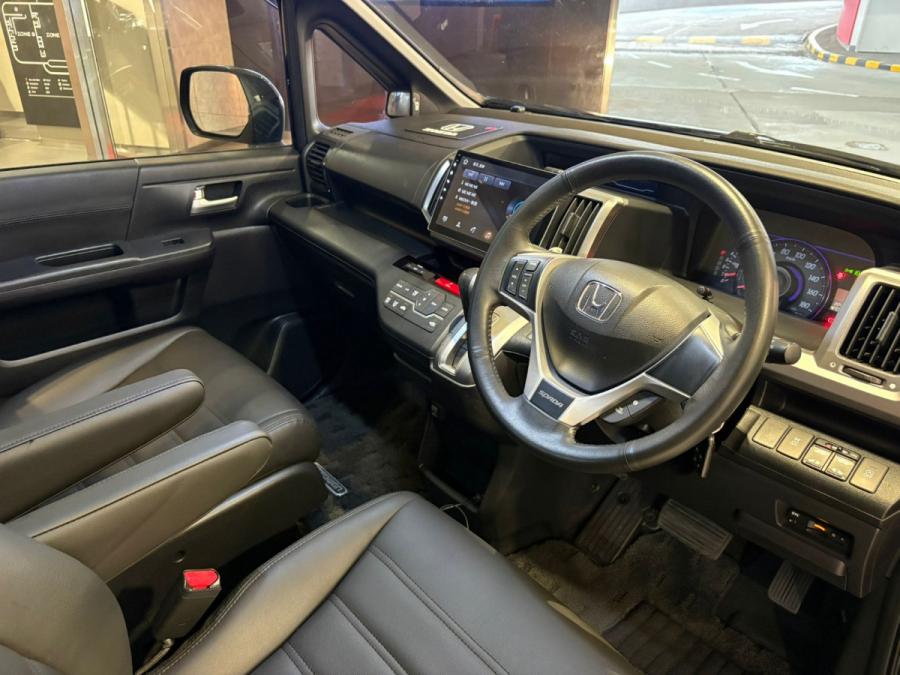 Stepwgn 2.0 RK5 Spada - Image 3